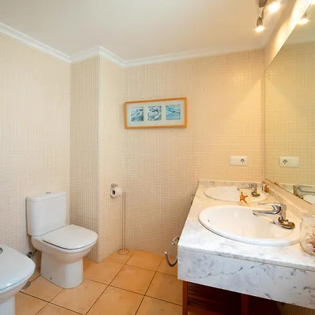 Mirando A Apartman *